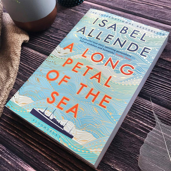 Бумажная книга «A Long Petal of the Sea», автор Исабель Альенде - фото №1