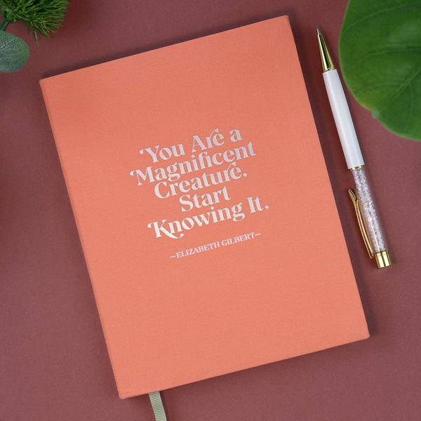 Бумажная книга «Elizabeth Gilbert Magnificent Creature Journal», автор Элизабет Гилберт - фото №1