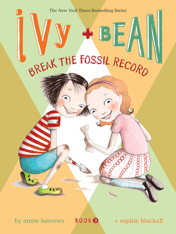 Паперова книга «Ivy and Bean Break Fossil Record», автор Енні Берроуз - фото №1