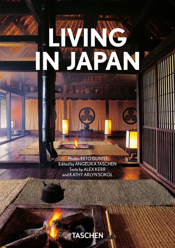 Бумажная книга «Living in Japan», автор Алекс Керр - фото №1