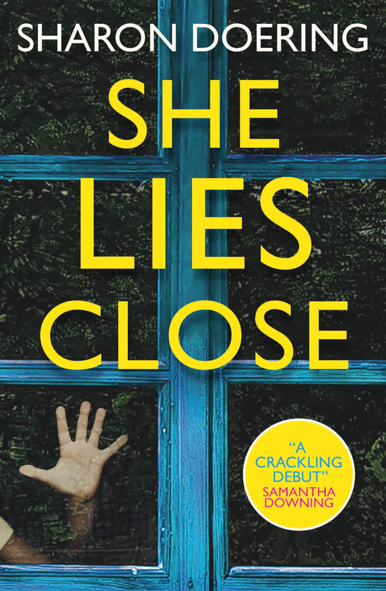 Бумажная книга «She Lies Close», автор Шэрон Доринг - фото №1