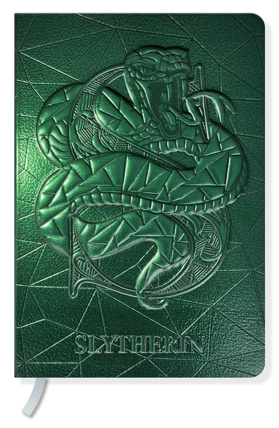 [object Object] «Harry Potter Sculpted Journal. Slytherin», автор Insight Editions - фото №3 - миниатюра
