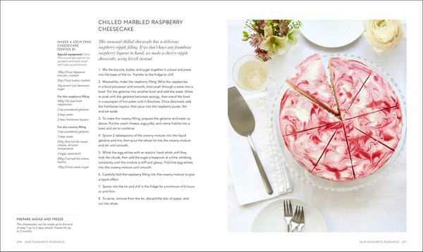 Бумажная книга «Cook Up a Feast. Favourite Recipes for Occasions and Celebrations », авторов Мэри Берри, Люси Янг - фото №1