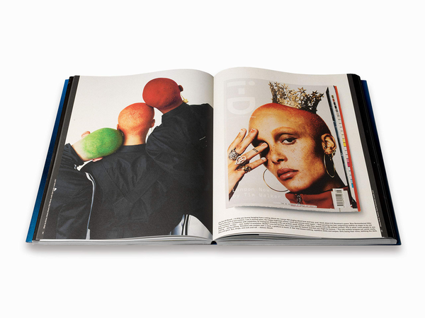Бумажная книга «Tim Walker. Shoot for the Moon », автор Тим Уокер - фото №1