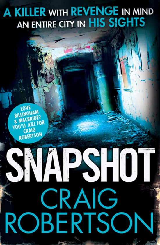 Бумажная книга «Snapshot», автор Крейг Робертсон - фото №1