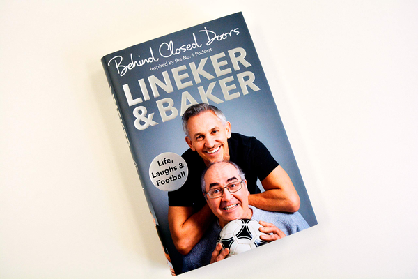 Бумажная книга «Behind Closed Doors. Life, Laughs and Football», автор Гари Линекер - фото №1