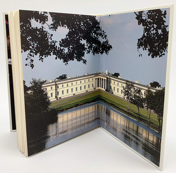 Бумажная книга «Stand Up Straight. 10 Life Lessons from the Royal Military Academy Sandhurst», автор Пол Нансон - фото №1