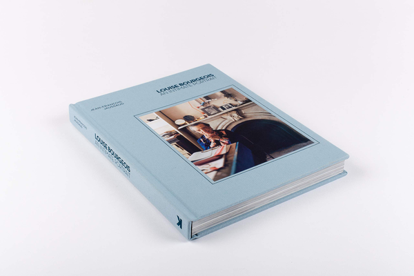 Бумажная книга «Louise Bourgeois. An Intimate Portrait», автор Жан-Франсуа Жоссо - фото №1