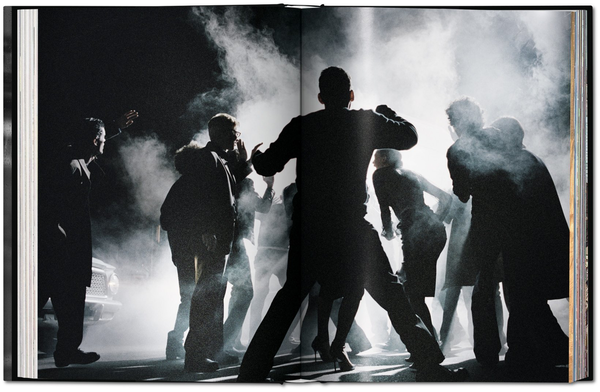 Бумажная книга «Peter Lindbergh: A Different Vision on Fashion Photography», автор Тьерри-Максим Лорио - фото №1
