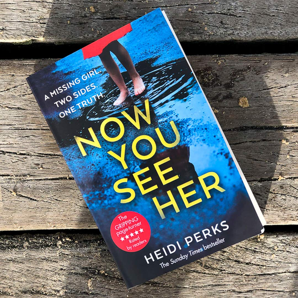 Паперова книга «Now You See Her», автор Хейді Перкс - фото №1