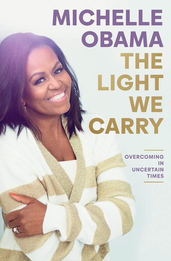 Бумажная книга «The Light We Carry», автор Мишель Обама - фото №1