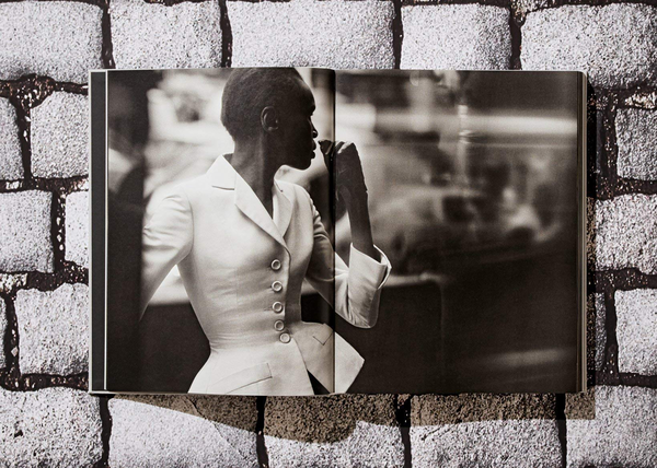 Бумажная книга «Peter Lindbergh. Dior», автор Мартин Харрисон - фото №1