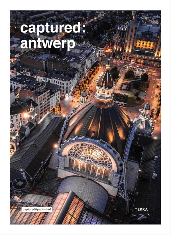 Бумажная книга «Captured: Antwerp», автор Рой Генеуглик - фото №1