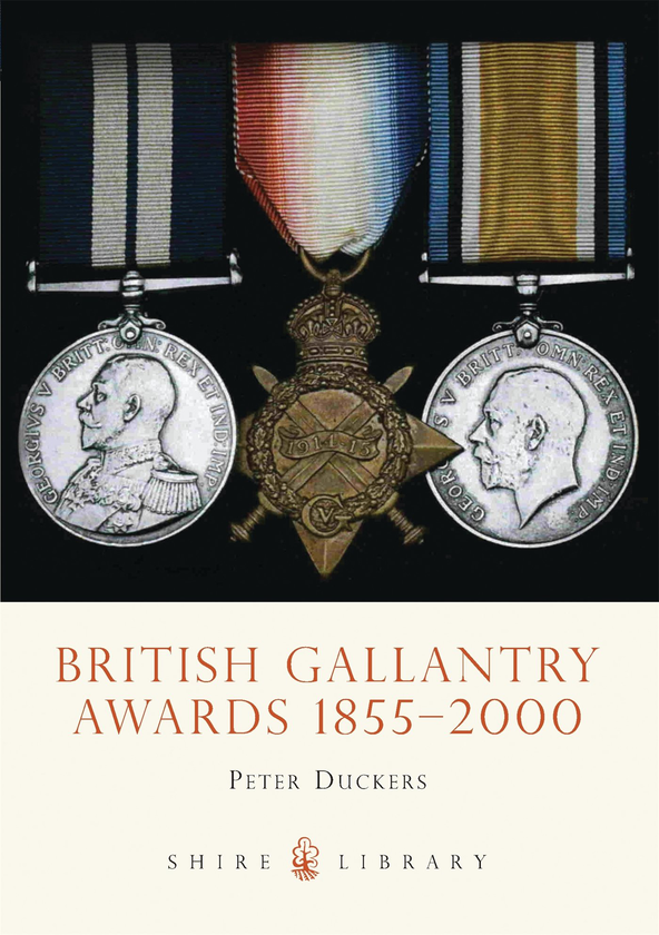 Паперова книга «British Gallantry Awards 1855-2000», автор Пітер Дакерс - фото №1