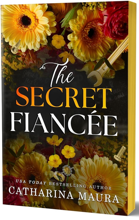 Бумажная книга «The Secret Fiancée: An Irresistible Billionaire Arranged Marriage Romance (The Windsors Book 5)», автор Катарина Маура - фото №1