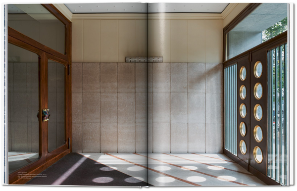 Паперова книга «Entryways of Milan - Ingressi di Milano» - фото №1