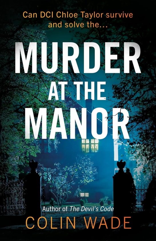Паперова книга «Murder at the Manor», автор Колін Вейд - фото №1
