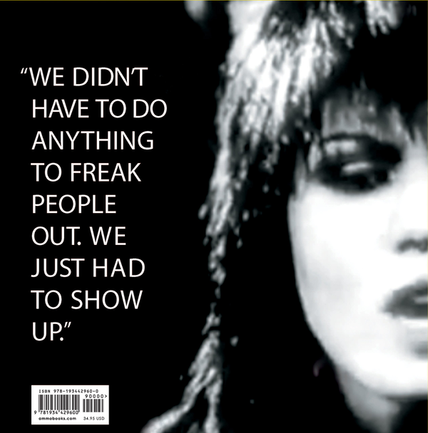 Бумажная книга «Joan Jett Popular Edition», автор Тодд Олдхем - фото №1