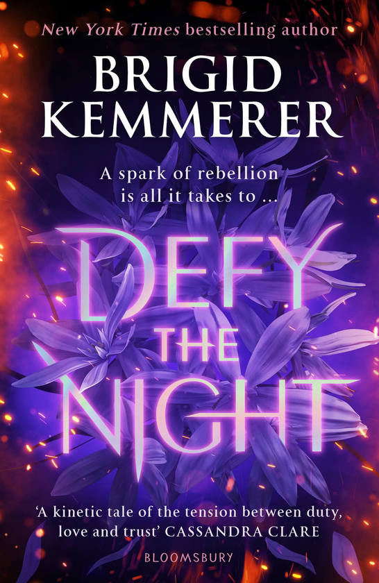 Паперова книга «Defy the Night», автор Бріджид Кеммерер - фото №1