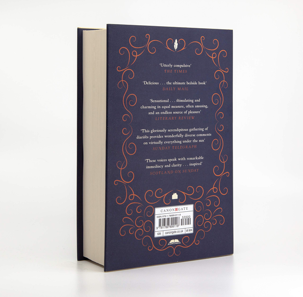 Бумажная книга «The Assassin's Cloak. An Anthology of the World's Greatest Diarists» - фото №1