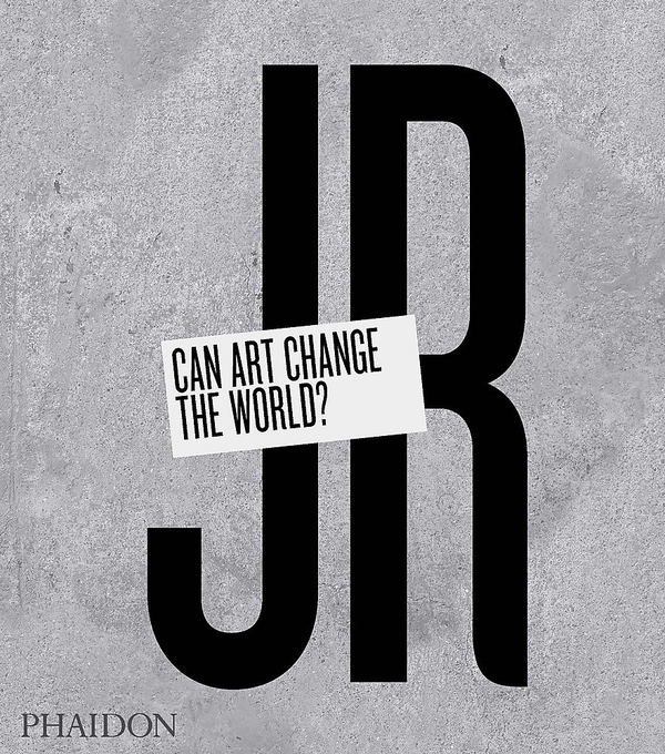 Бумажная книга «JR. Can Art Change the World?», автор Нато Томпсон - фото №1