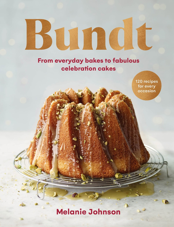 Паперова книга «Bundt», автор Мелані Джонсон - фото №1