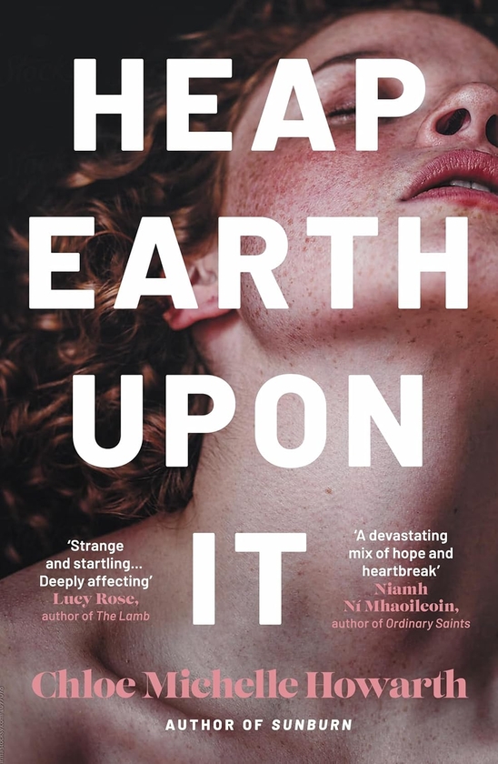 Бумажная книга «Heap Earth Upon It», автор Хлоя Мишель Ховарт - фото №1