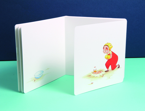 Бумажная книга «Flora and the Chicks. A Counting Book by Molly Idle», автор Молли Айдл - фото №1