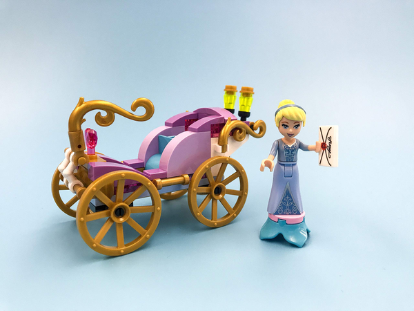 [object Object] «LEGO Disney Princess Build Your Own Adventure. With mini-doll and exclusive model», авторов Бет Дэвис, Тим Джонсон - фото №4 - миниатюра