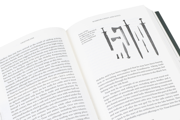 Паперова книга «The Viking Great Army and the Making of England», авторів Дон Гедлі, Джуліан Річардс - фото №1