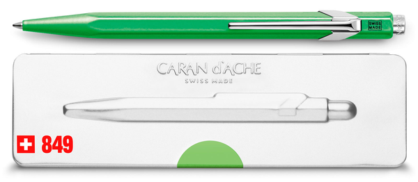  «Ручка Caran d'Ache 849 Pop Line Зеленый (849.730)», бренда Caran d'Ache - фото №1