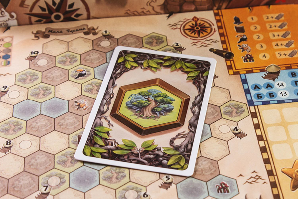 «Настільна гра Geekach Стежки Тукани (Trails of Tucana) (GKCH068TT)», бренда Geekach Games - фото №1