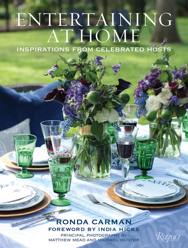 Бумажная книга «Entertaining at Home. Inspirations from Celebrated Hosts», авторов Индия Хикс, Ронда Карман - фото №1
