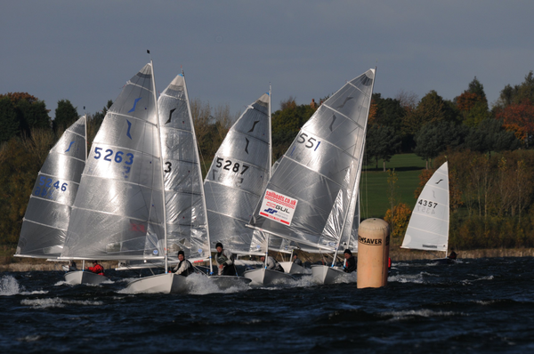 Бумажная книга «Skipper's Cockpit Racing Guide: For dinghies, keelboats and yachts », автор Тим Дэвисон - фото №1