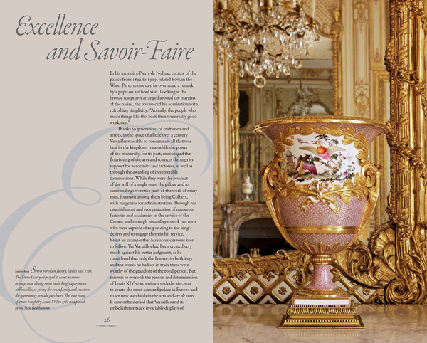 Паперова книга «A Day at Versailles», автор Ів Карльє - фото №1