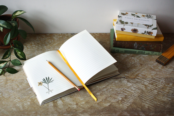 Паперова книга «Emily Dickinson Notebook» - фото №1