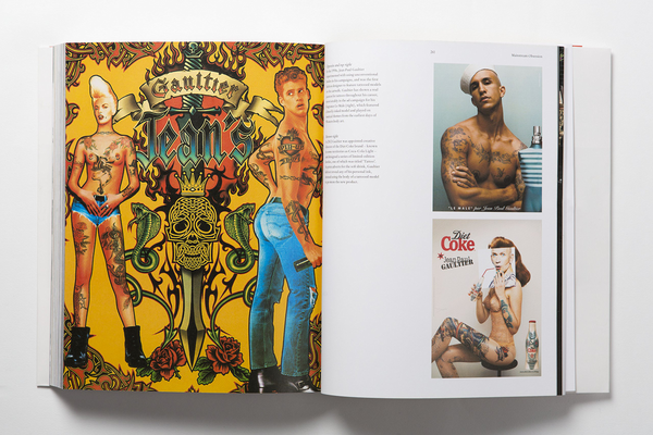 Бумажная книга «100 Years of Tattoos», автор Дэвид Маккомб - фото №1