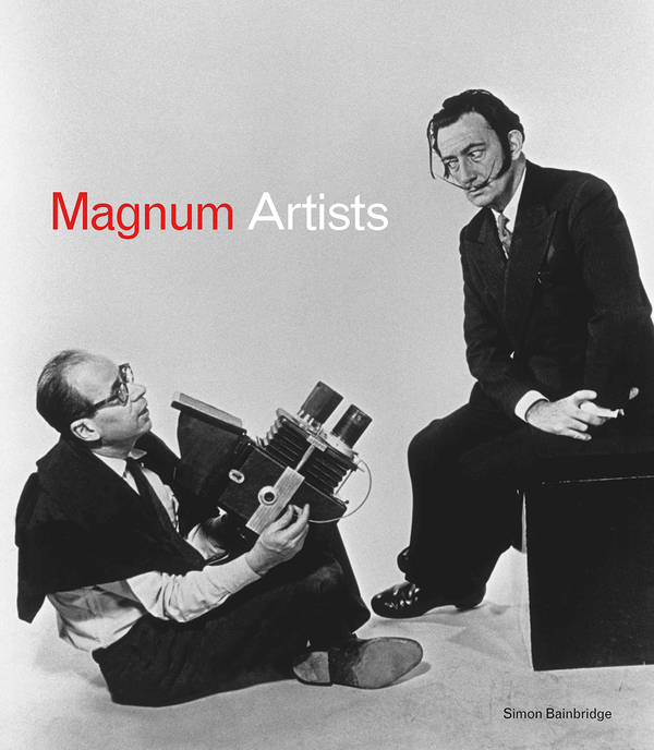 Бумажная книга «Magnum Artists. When Great Photographers Meet Great Artists», автор Саймон Бэйнбридж - фото №1
