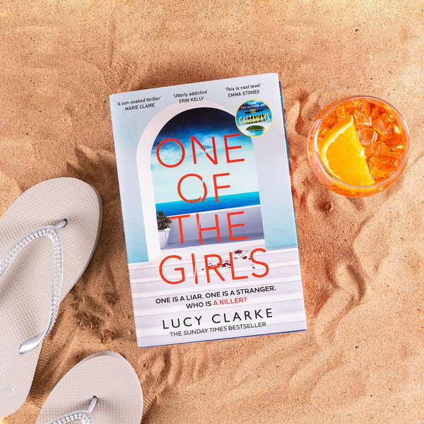 Бумажная книга «One of the Girls», автор Люси Кларк - фото №1