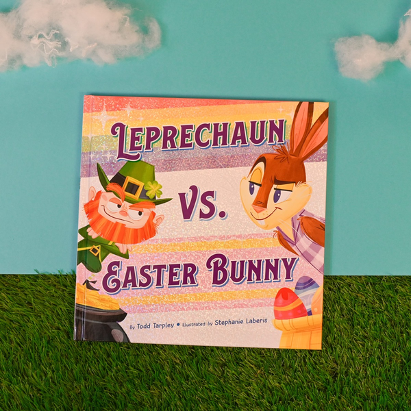 Паперова книга «Leprechaun vs. Easter Bunny», автор Тодд Тарплі - фото №1
