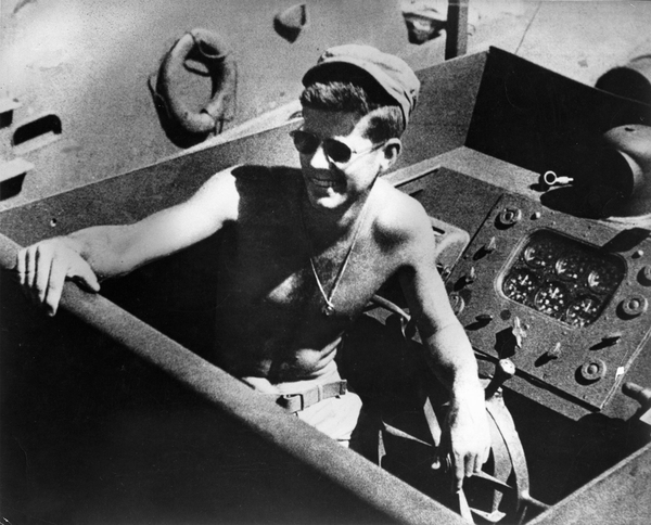 Паперова книга «JFK. Volume 1. 1917-1956», автор Фредрік Логеваль - фото №1