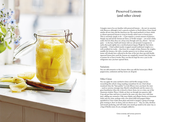 Бумажная книга «Citrus: Recipes that celebrate the sour and the sweet», автор Кэтрин Фиппс - фото №1