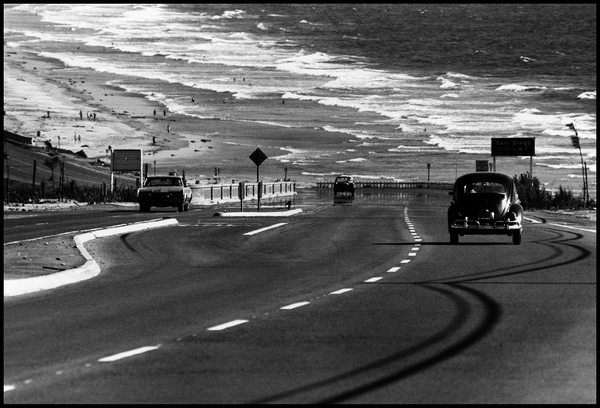Бумажная книга «California Trip», автор Деннис Сток - фото №1