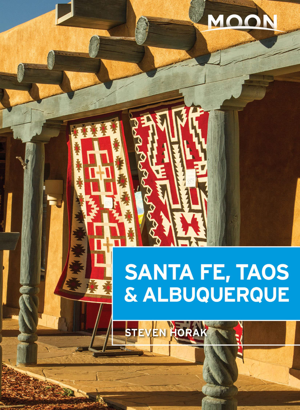Бумажная книга «Moon Santa Fe, Taos & Albuquerque », автор Стивен Хорак - фото №1