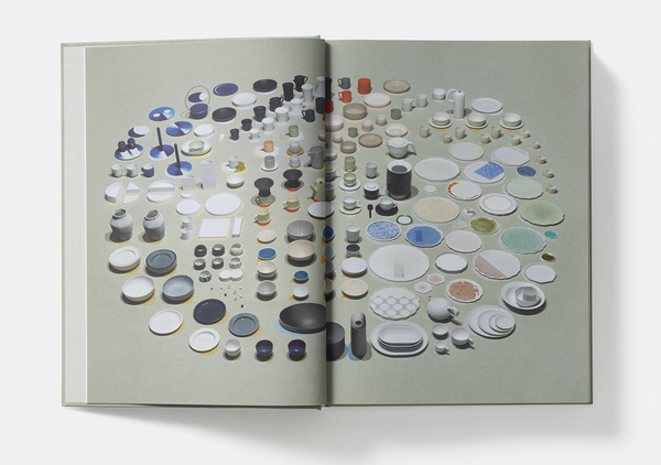 Бумажная книга «Arita / Table of Contents. Studies in Japanese Porcelain», автор Анниина Койву - фото №1