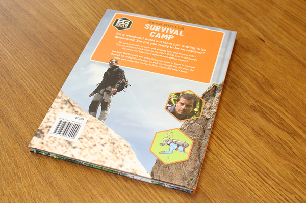 Бумажная книга «Bear Grylls World Adventure Survival Camp», автор Беар Гриллс - фото №1