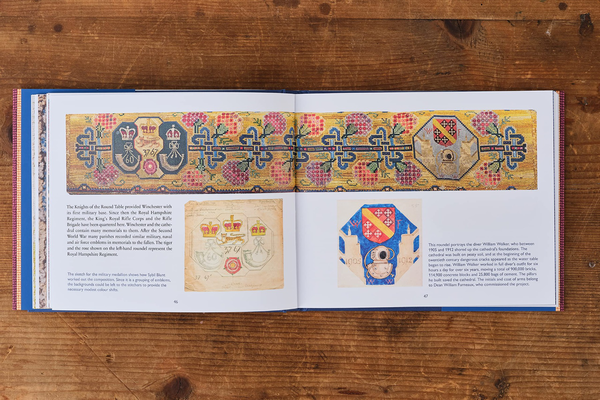 Бумажная книга «Kneelers. The Unsung Folk Art of England and Wales», автор Элизабет Бингхэм - фото №1