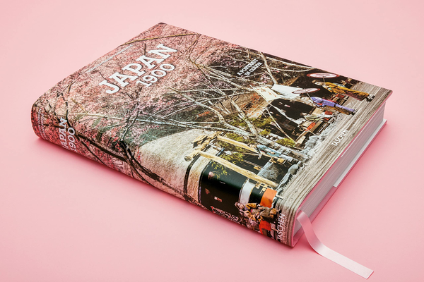 Бумажная книга « Japan 1900», автор Себастиан Добсон - фото №1