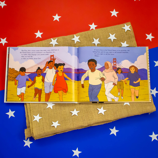 Бумажная книга «I Am an American», авторов Грейс Лин, Марта Брокенбро - фото №1