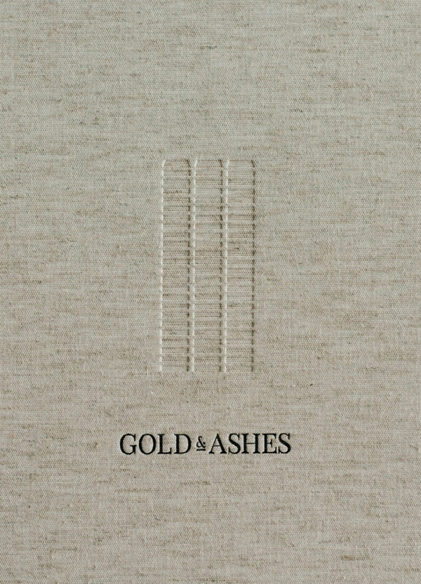 Бумажная книга «Gold & Ashes: Photo Stories of Grenfell», автор Феруза Афеверки - фото №1